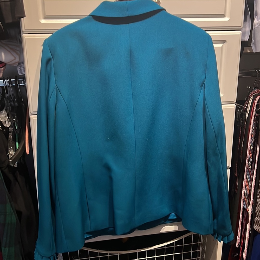 Blazer - Picture 2 of 3